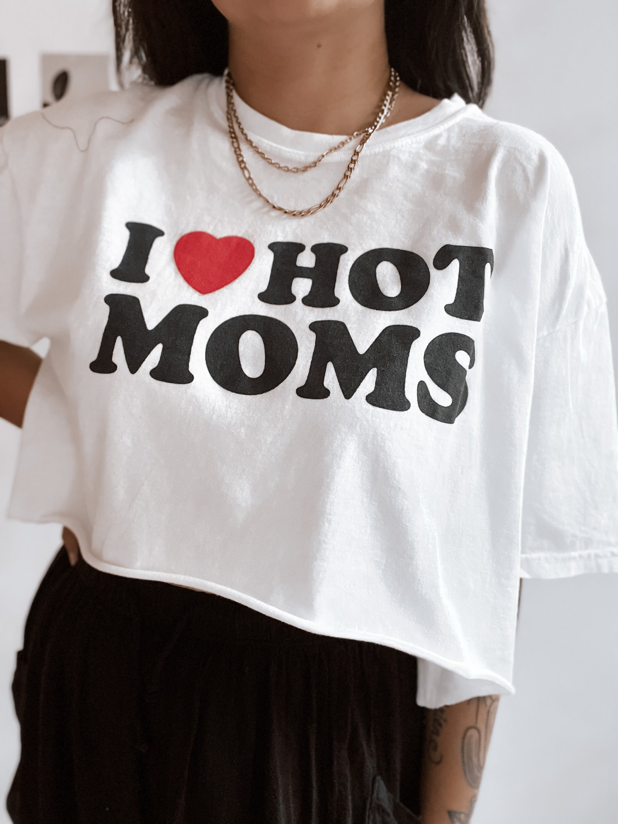 I Heart Hot Moms Tee