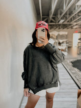 Load image into Gallery viewer, Stormi Pullover
