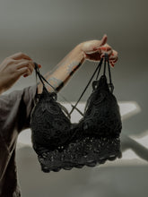 Load image into Gallery viewer, Willa Lace Bralette
