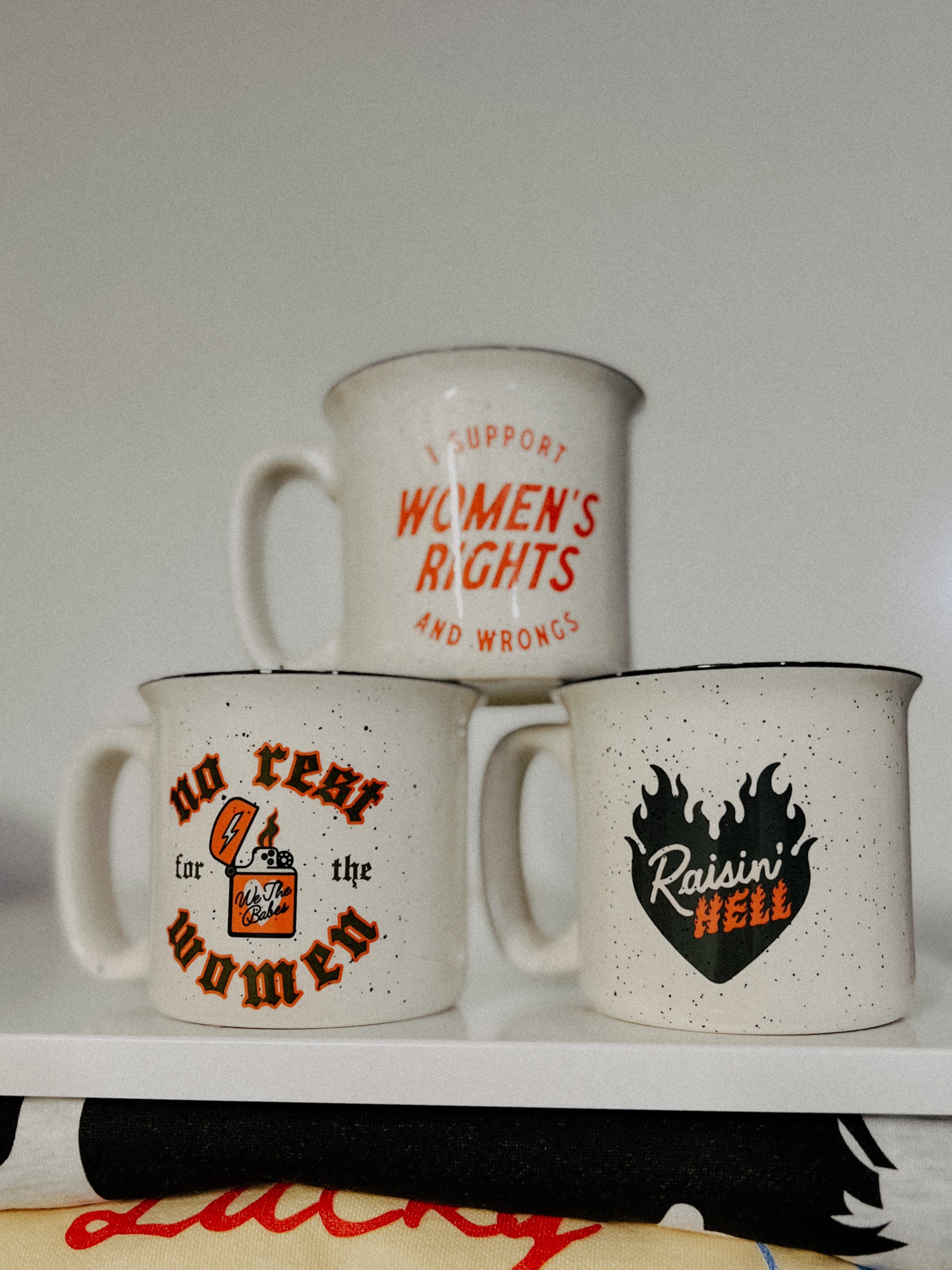 MYSTERY MUG